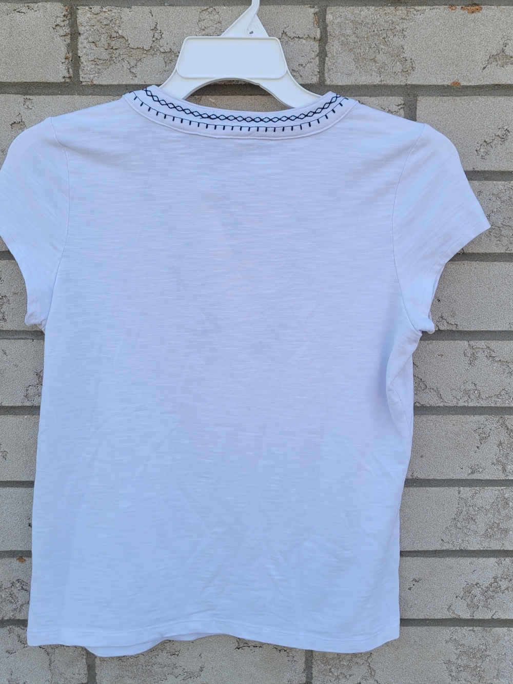 Talbots Embroidered Floral Top Small White Cottagecore Boho Stretch Shirt Tee - Picture 7 of 7